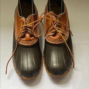 L.L. Bean Brown and Tan Rain & Snow Boots Waterproof Durable Design
